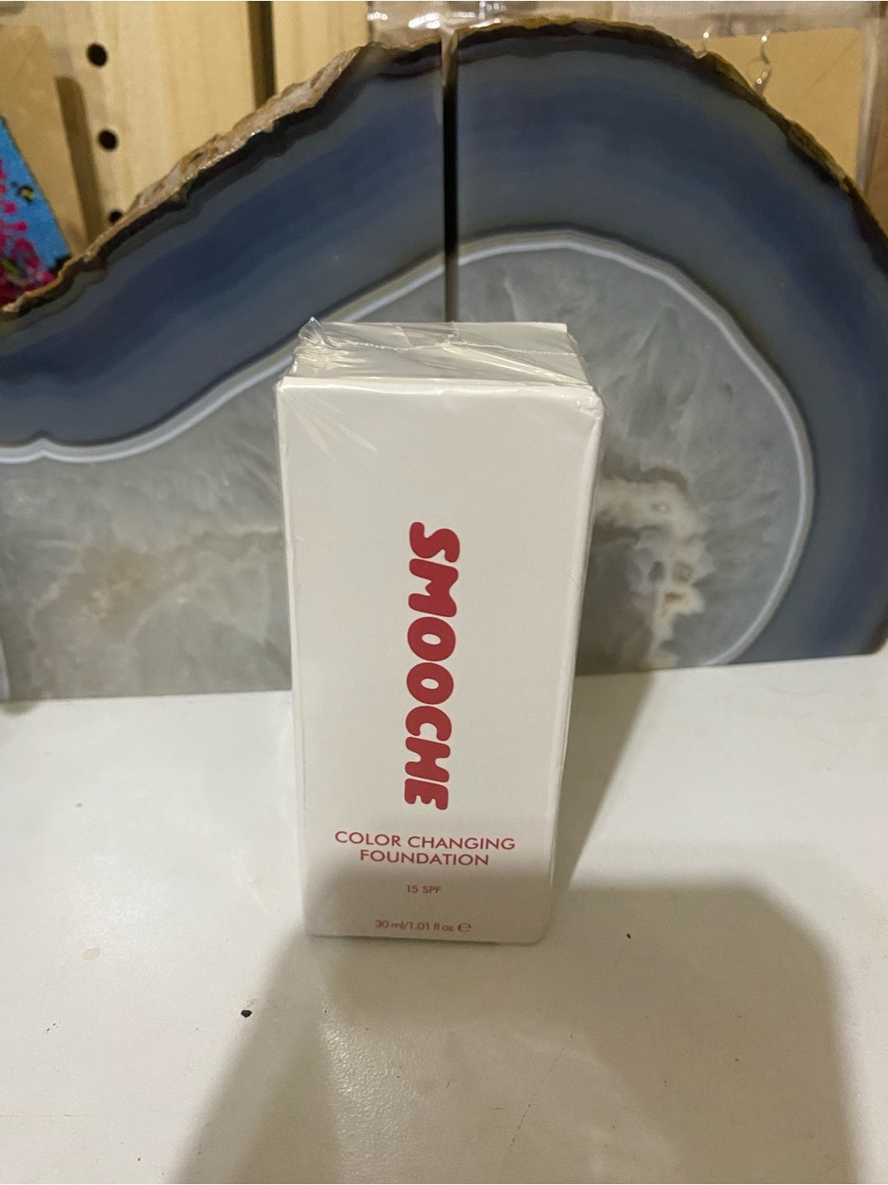 Smooche Color Changing Foundation - White / Pink